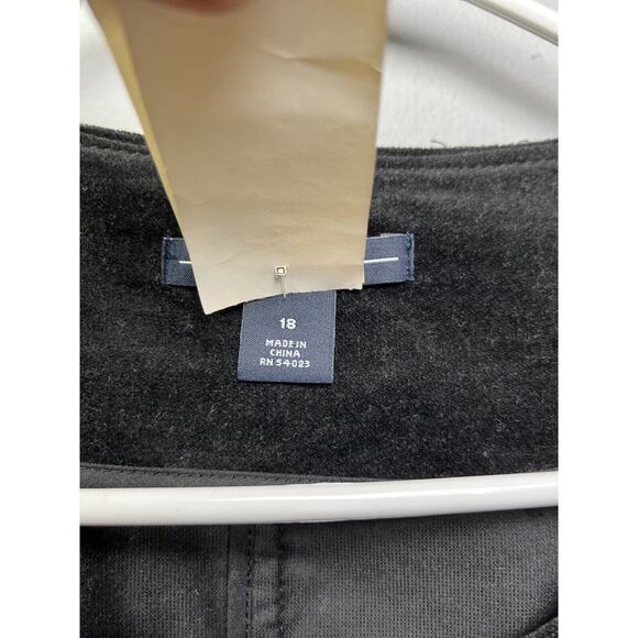 GAP Jacket Womens 18 Black Velvet Button front Pockets Cropped sleeves NEW‎ - Picture 6 of 7